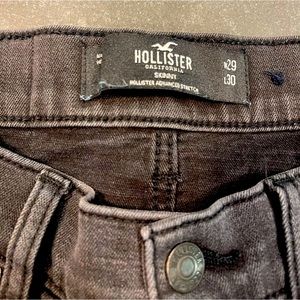 Hollister Men’s Skinny Ripped Jeans